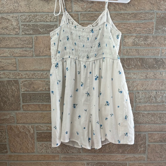 H&M Romper - Picture 4 of 5